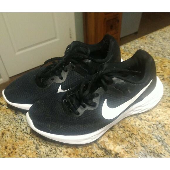 Nike Mens Revolution 6 DD8475-003 Black Running Shoes Sneakers Size 8 W - Picture 4 of 12